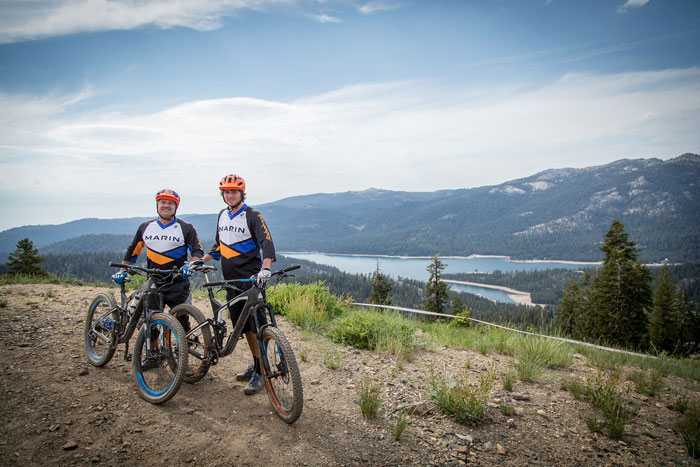 Evan Geankopolis with teammate Anker Fanoe on the VP EnduroFest at China Peak course in 2015.