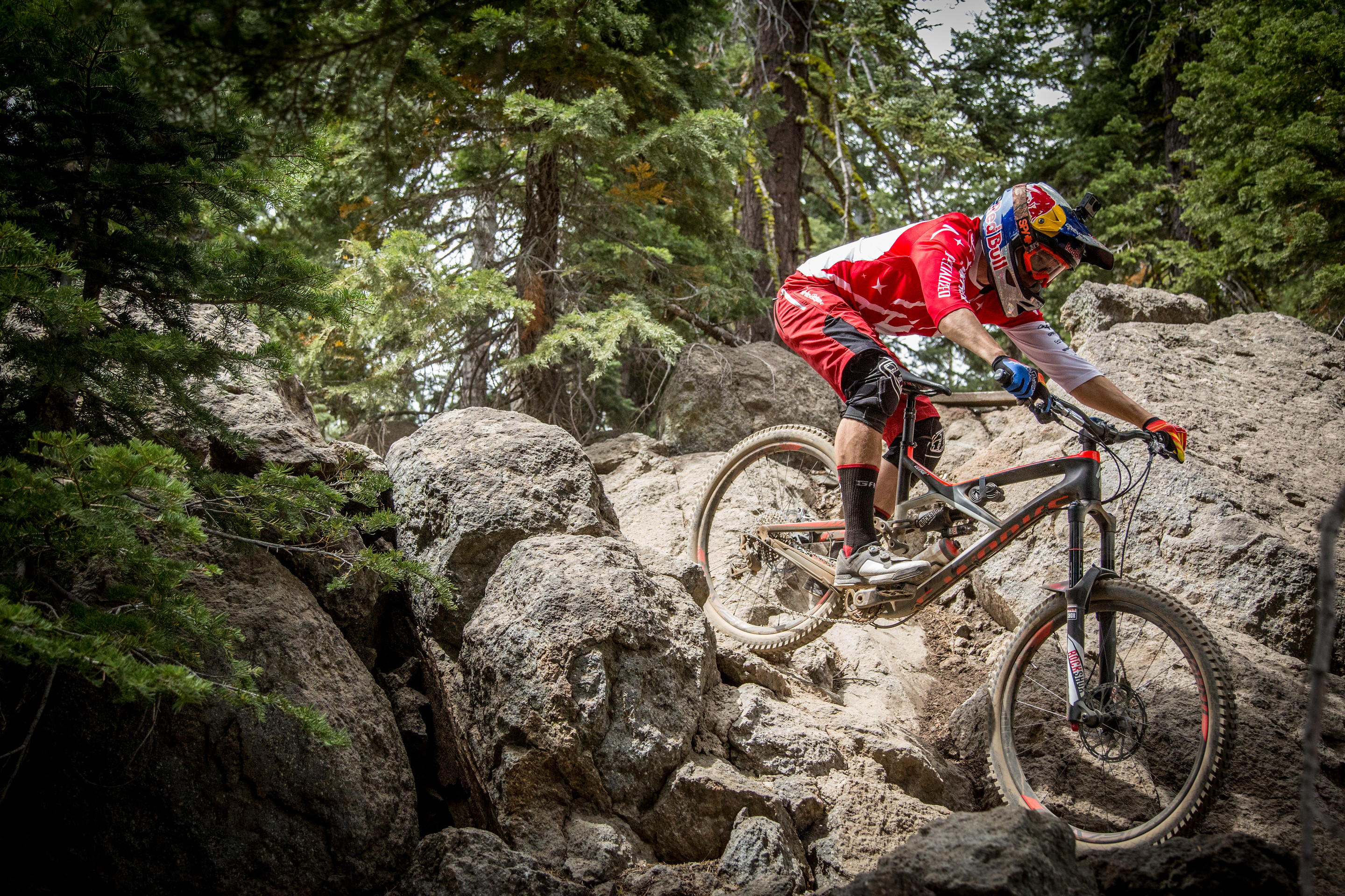 Video – 2015 California Enduro Series Round 5 – Northstar Enduro